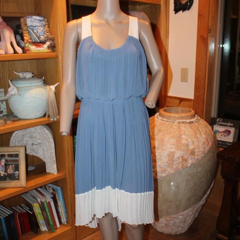 JESSICA SIMPSON Blue & White & Hi Lo  Dress 8